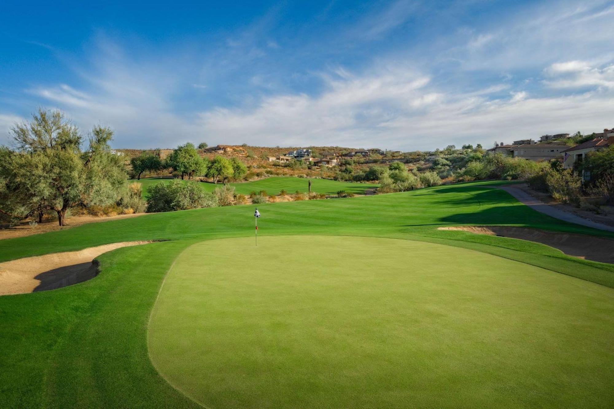 Hilton Phoenix Tapatio Cliffs Resort Exterior photo